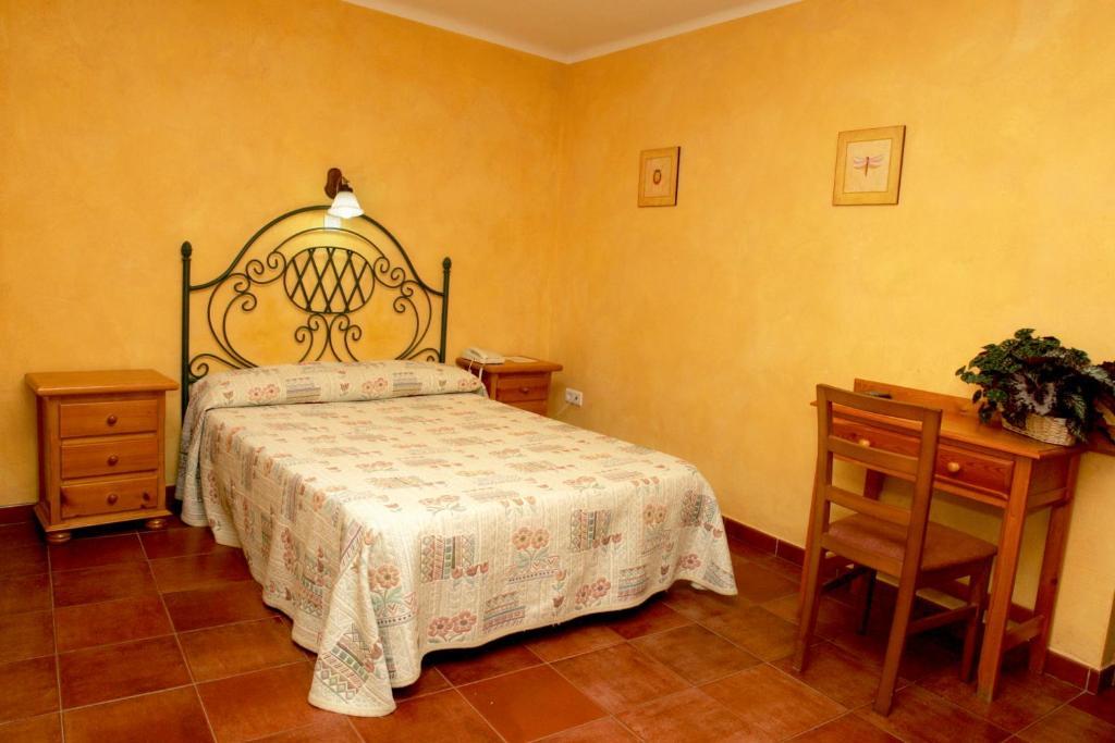 Hotel Rural Ocell Francoli Espluga de Francolí Exterior foto